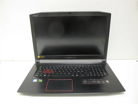 Kannettava tietokone,  Acer Helios PH317-51-57PC i5-7 300HQ, takuu voimassa 2/2020, laatikko laturi ja johdot. Kunto hyvä.  Ota yhteys panttilainaamoon kuljetusmaksusta sopimiseksi.