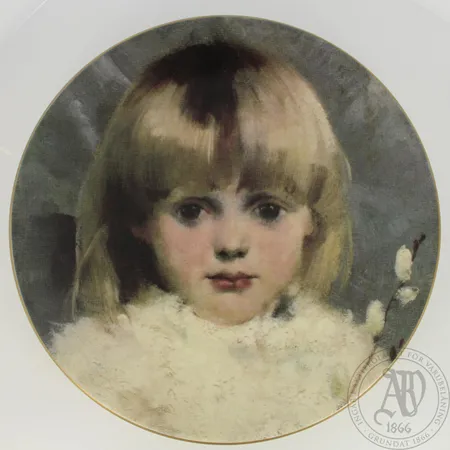 Seinälautanen, Arabia, Helene Schjerfbeck, Ø 230mm, Tyttö ja pajunkissat. Lähetetään postipakettina.  