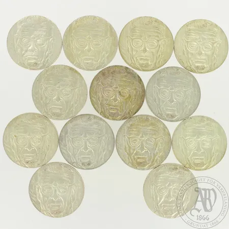 13 juhlarahaa J.K.Paasikivi, nimellisarvo 130 markkaa, 500, paino 294,1g