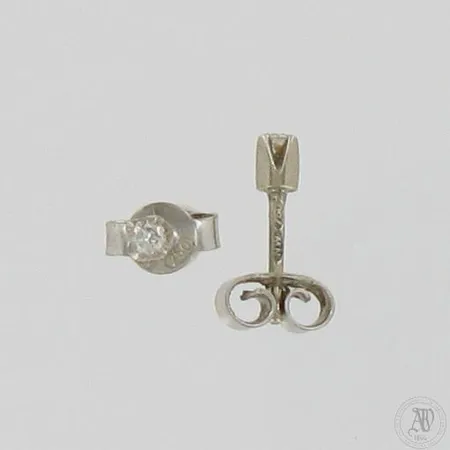 Timanttikorvakorut 2xn.0.05ct, 750 valkokulta, paino 1,0g 