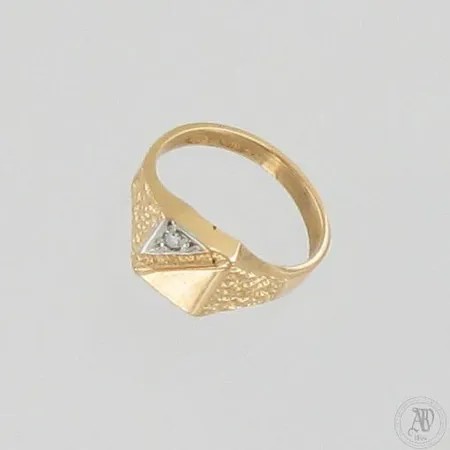 Timanttikastesormus 1xn.0.005ct, 585, paino 0,7g 