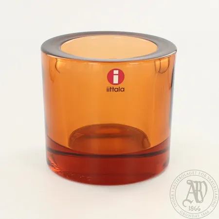 Tuikkulyhty Iittala, Kivi, korkeus 60mm, kunto hyvä.  Lähetetään postipakettina.