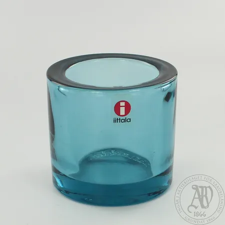 Tuikkulyhty Iittala, Kivi, korkeus 60mm, kunto hyvä.  Lähetetään postipakettina.