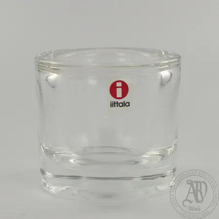 Tuikkulyhty Iittala, Kivi, korkeus 60mm, kunto hyvä.  Lähetetään postipakettina.