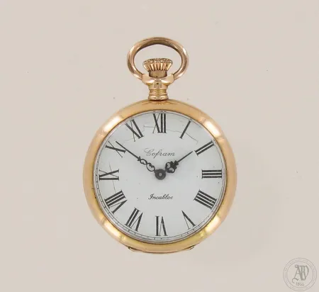 Viallinen kaulakello, 585br, paino 26,4g 