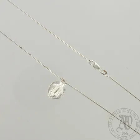 Kaulakoru Kalevala Koru, Lumikukka, ketjun 50cm, riipuksen korkeus 20mm, laatikko ja todistus, 925, paino 10,2g 