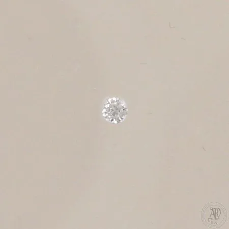 Timantti n.0.05ct
