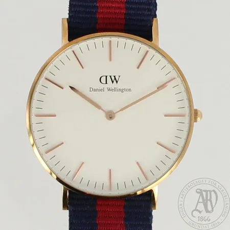 Teräsrannekello Daniel Wellington,  Classic Oxford, quartz, taulun Ø 36mm, laatikko ja manuaali