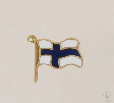 Emaloitu riipus, riipuslenkki puuttuu, korkeus 14mm, 585br, paino 1,2g