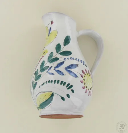 Kannu, keramiikkaa, korkeus 190mm, Arabia, design Kaj Franck, leima K.F-4, tuotannossa vuosina 1949-64