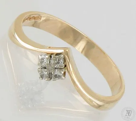 Timanttisormus 4xn.0.02ct, koko 18¼, 585, paino 2,6g
