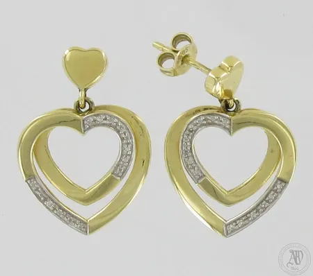 Timanttikorvakorut 4xn.0.005ct, korkeus 25mm, 585 kelta- ja valkokulta, paino 4,2g