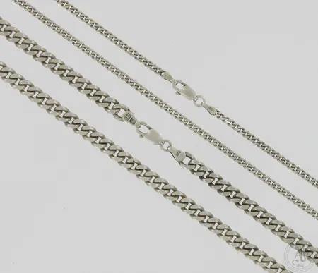Kaksi panssarikaulaketjua, pituudet 42-42,5cm, 925, paino 37,2g