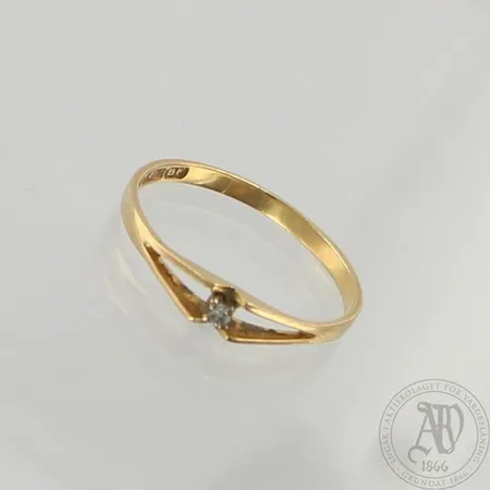 Timanttisormus 1xn.0.02ct, koko 18, 750, paino 1,4g 