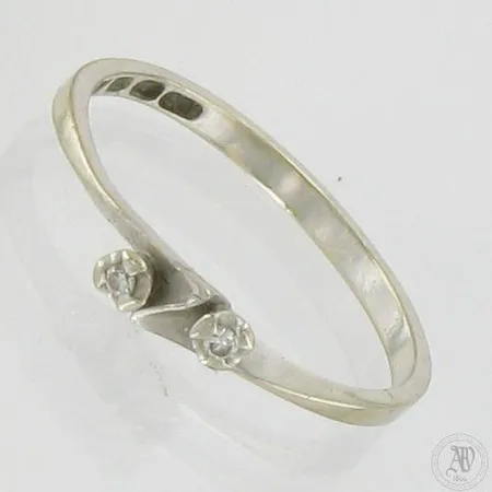 Timanttisormus 2xn.0.005ct, koko 16, 585 valkokulta, paino 1,2g