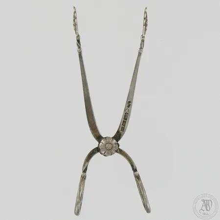 Sokeripihdit, pituus 100mm, valmistettu 1951, 813, paino 21,0g
