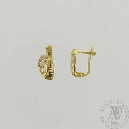 Kivikorvakorut, korkeus 11mm, 750br, paino 1,3g