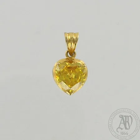 Kiviriipus, korkeus 15mm, 750br, paino 3,1g