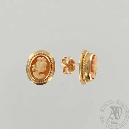 Cameekorvakorut, korkeus 11mm, 585br, paino 1,5g
