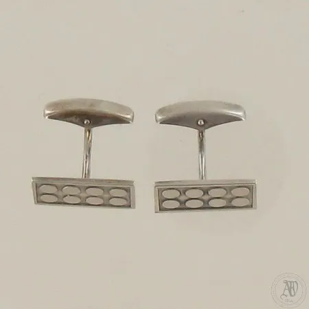 Kalvosinnapit, mitat 11x20mm, 813, vuodelta 1964, 813, paino 8,9g