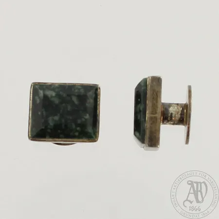 Frakkinapit kivillä, mitat v11,3x13,8mm, 925br, paino 8,3g 