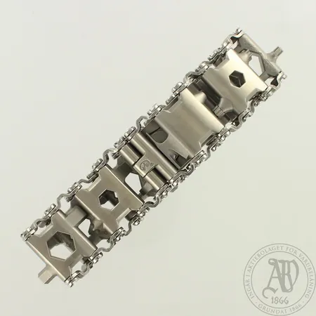 Leatherman Tread Metric Stainless monitoimityökalu-rannekoru, rannekkeen pituus 230mm