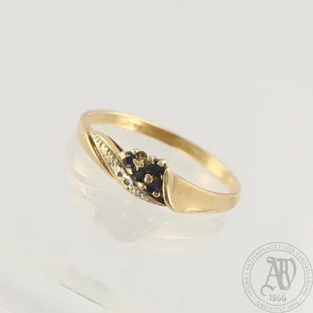 Kivisormus timanteilla 2xn.0.005ct, 585br, paino 2,6g 