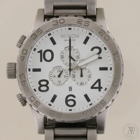 Teräsrannekello Nixon Simplify The 51-30 Chrono, quartz, taulun Ø 51mm, rannekkeen pituus 210mm