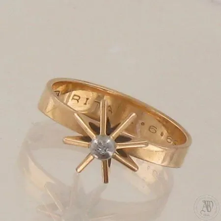 Timanttisormus 1xn.0.005ct, kaiverrettu, koko 17½, 585, paino 2,5g