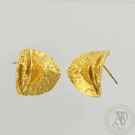 Korvakorut Lapponia, Björn Weckström, korkeus 16,6mm, vuodelta 1971, taustat metallia, 585br, paino 7,8g 