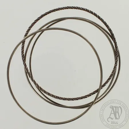 4 rannerengasta, Ø 65-67mm, 800, paino 22,6g 