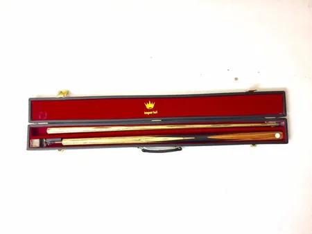 Biljardikeppi Hunt & O´Byrne London, pituus 147cm, 2-osainen, kova laukku