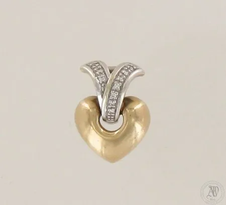 Timanttiriipus 10xn.0.005ct, korkeus 19mm, 585 kelta- ja valkokulta, paino 3,5g