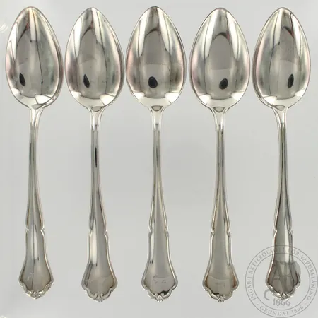 Viisi jälkiruokalusikkaa, Chippendale, pituus 170mm, 830, paino 184,8g