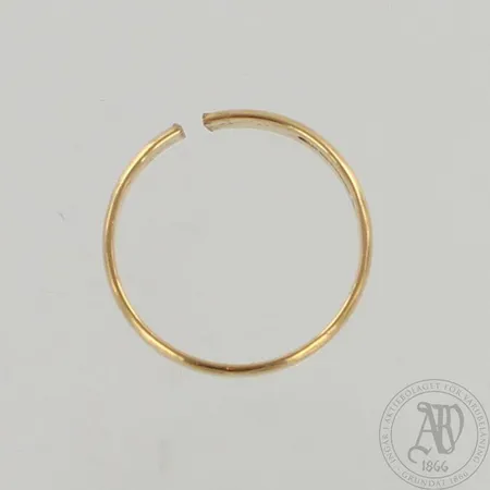 Viallinen sormus, 750, paino 4,0g 