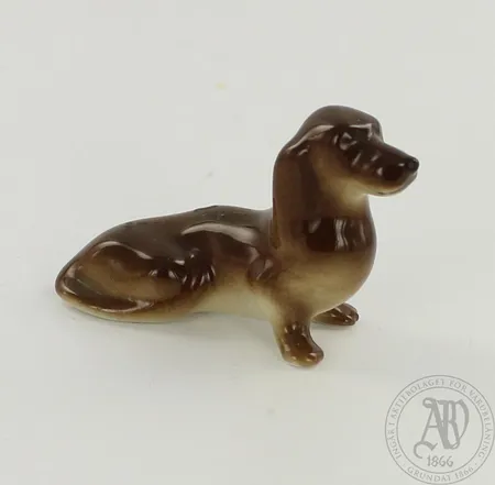 Eläinfiguuri, Lomonosov USSR, korkeus 30mm. Lähetetään postipakettina.