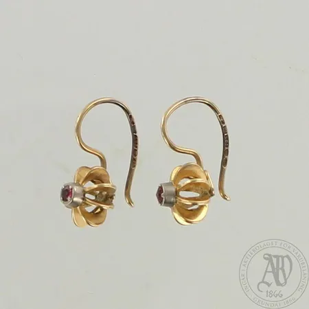 Kivikorvakorut, korkeus 20mm, 585br, paino 2,0g