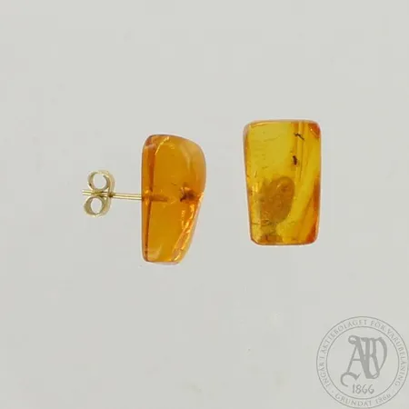Meripihkakorvakorut, korkeus 15mm, 585br, paino 1,9g