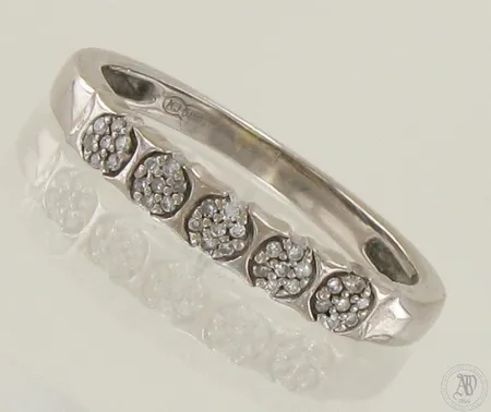 Timanttisormus 35xn.0.005ct, koko, 17¾, 585 valkokulta, paino 3,2g