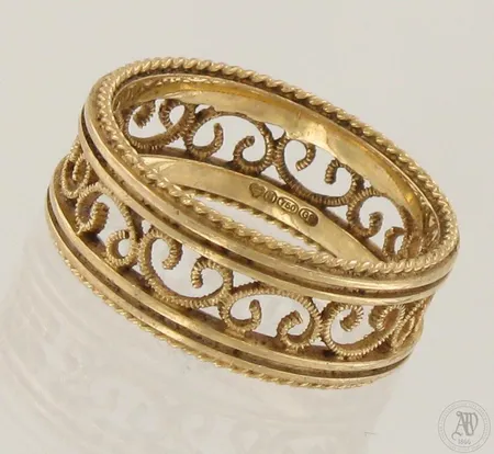 Filigraanisormus Kalevala Koru, koko 19½, 750, paino 6,8g