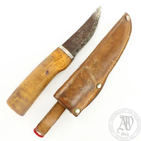 Puukko, H. Roselli, käytön jälkiä, pituus 240mm, nahkatuppi Lähetetään postipakettina.