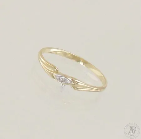 Timanttisormus 1xn.0.005ct, koko16¼, 585, kelta- ja valkokulta, paino 0,8g