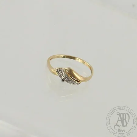 Timanttisormus 10xn.0.005ct, koko 16, 585, paino 1,0g