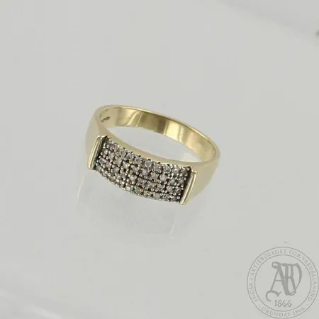 Timanttisormus 40xn.0.006ct, koko 19, 585, paino 4,5g