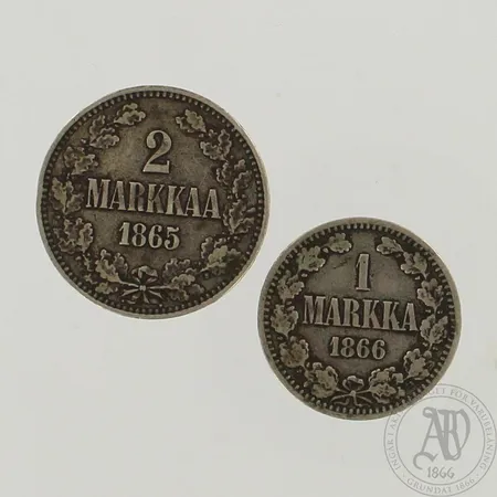 Kaksi hoparahaa, vuosilta 1865 ja 1866, nimellisarvo 3 markkaa, 868, paino 15,2g
