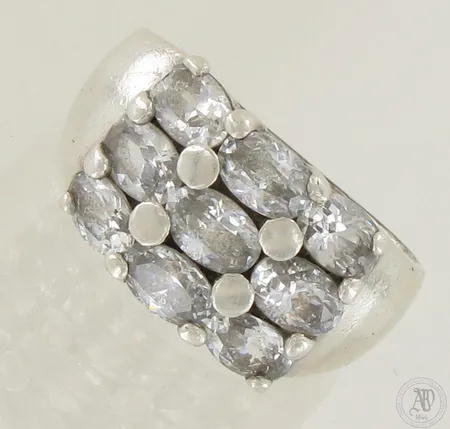 Kivisormus, koko 17¾, 925br, paino 8,0g