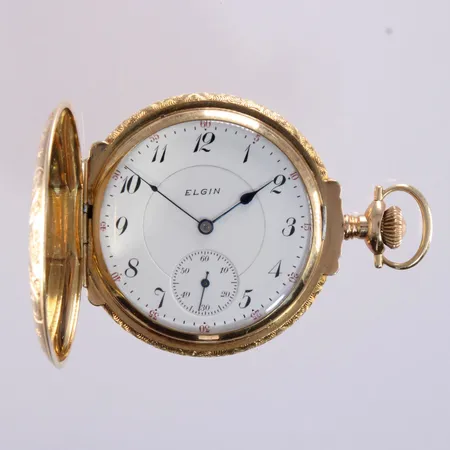 Kultataskukello Elgin Natl. Watch Co, 21 kivinen, kannen lukitus löystynyt, taulun Ø 50mm, koneiston sarjanumero 13504198, välikuori kultaa, 585br kelta- puna- ja valkokultaa, paino 97,0g 