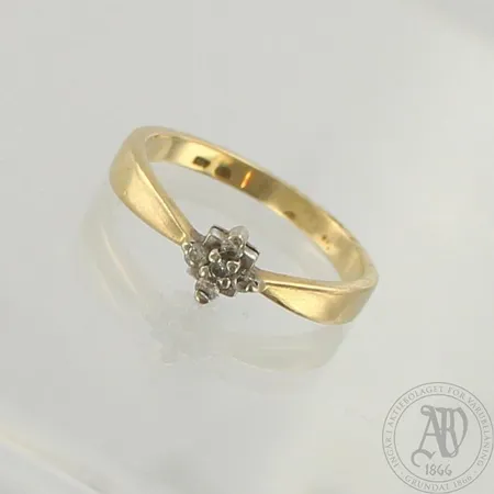 Timanttisormus 5xn.0.01ct, koko 18, 585 kelta- ja valkokulta, paino 2,8g 