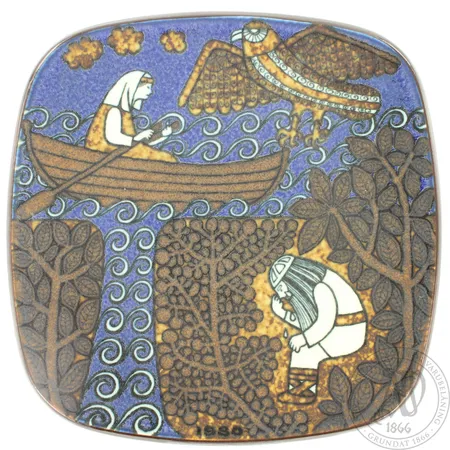 Vuosilautanen Arabia 1980, design R.Uosikkinen, mitat 20x20cm Lähetetään postipakettina.