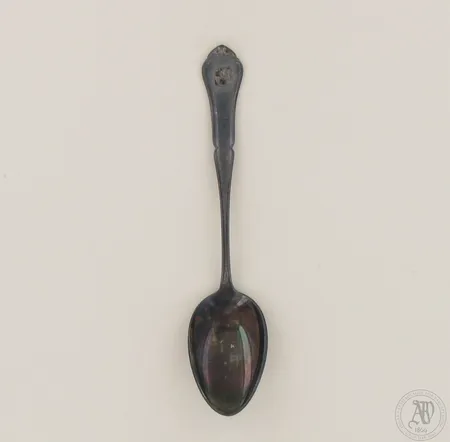 Lusikka, kaiverrettu, pituus 170mm, 830, paino 34,2g 
